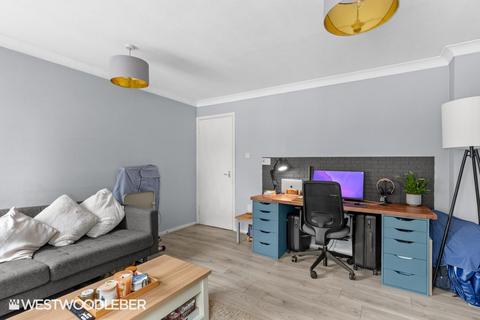 undefined, Parkside, Waltham Cross EN8