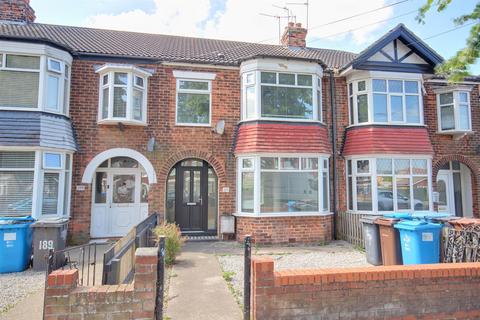 3 bedroom terraced house for sale, Priory Road, Hull