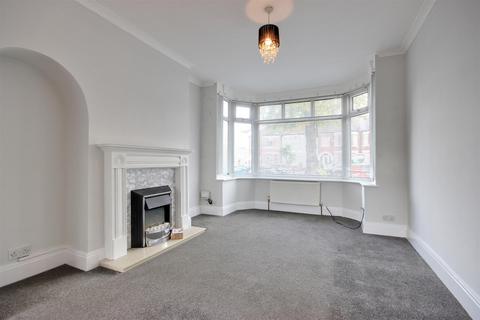 3 bedroom terraced house for sale, Priory Road, Hull