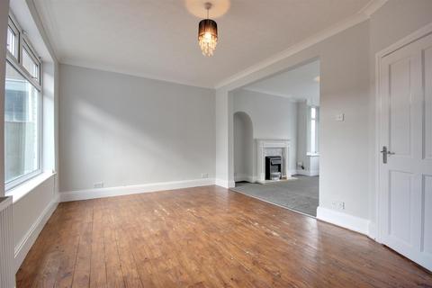 3 bedroom terraced house for sale, Priory Road, Hull