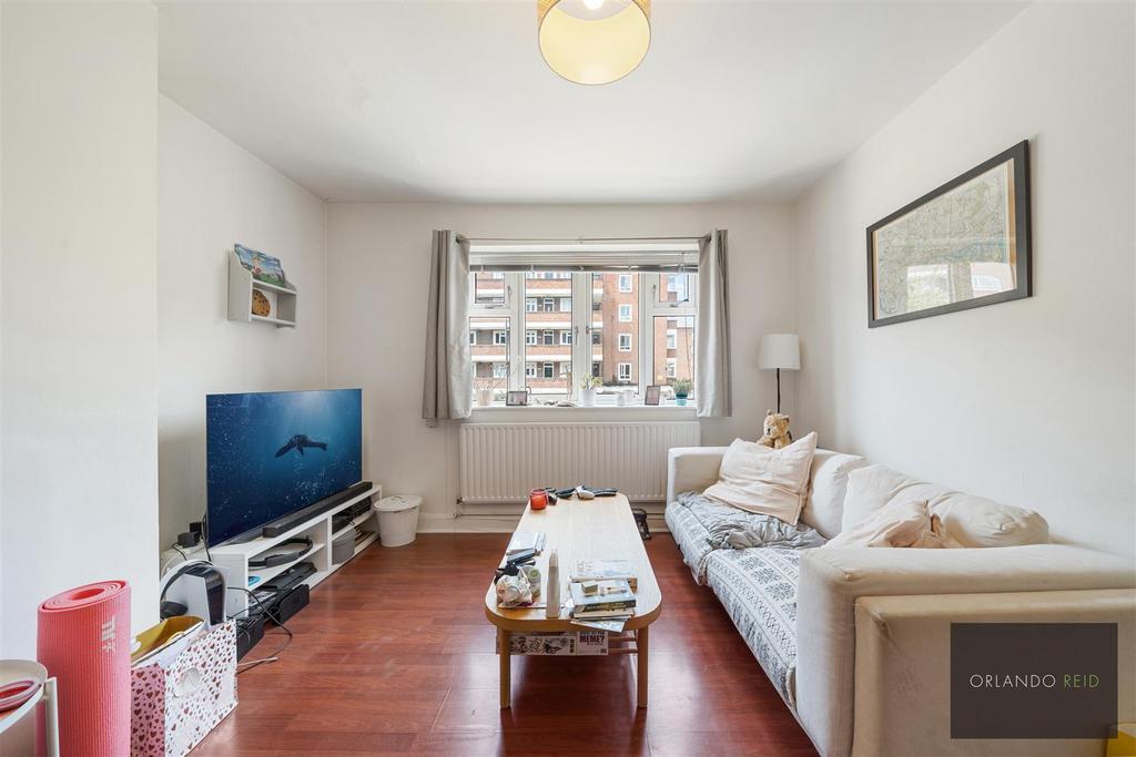 33 Morant House SW9 9 AA-11.jpg