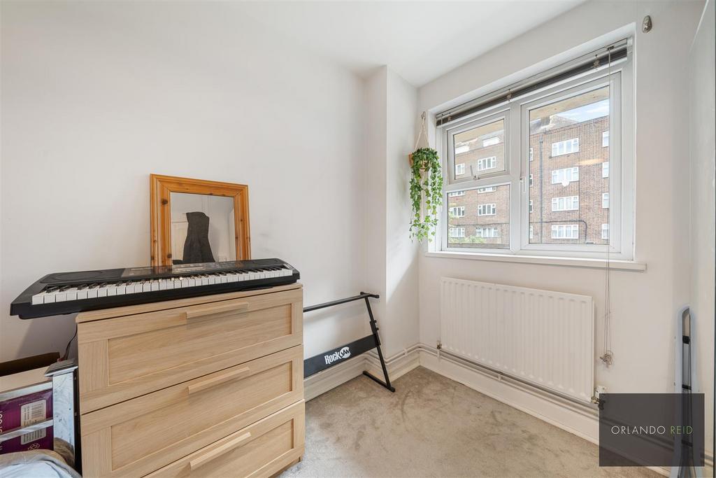 33 Morant House SW9 9 AA-4.jpg