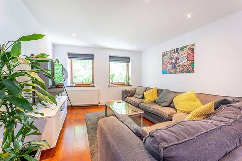 2 bedroom flat for sale, Broadway, West Ealing, London, W13