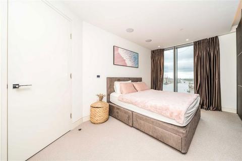 2 bedroom flat for sale, St. George Wharf, London SW8