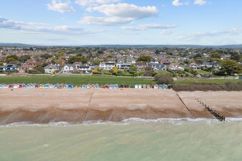 19 Botany Close, Rustington, Littlehampton, BN16 2BJ