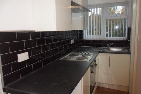 Studio to rent, Dean Street, Stoke CV2