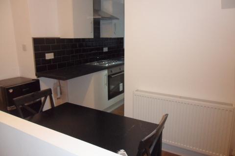 Studio to rent, Dean Street, Stoke CV2