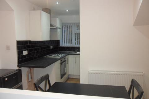 Studio to rent, Dean Street, Stoke CV2
