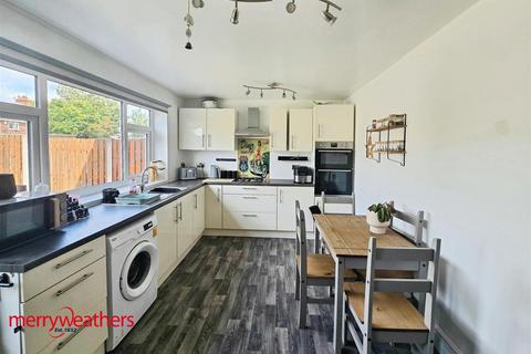 2 bedroom semi-detached house to rent, Churchfield Lane, Kexbrough, Barnsley