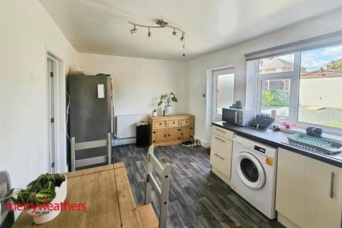 2 bedroom semi-detached house to rent, Churchfield Lane, Kexbrough, Barnsley