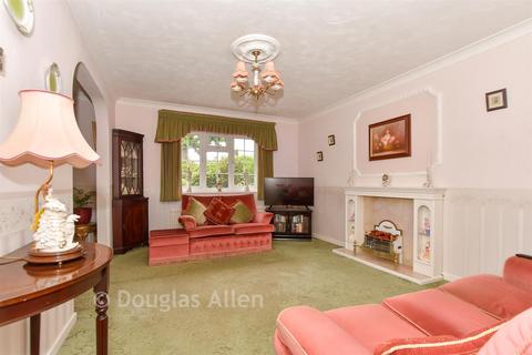 4 bedroom semi-detached house for sale, Church End Lane, Runwell, Wickford, Essex