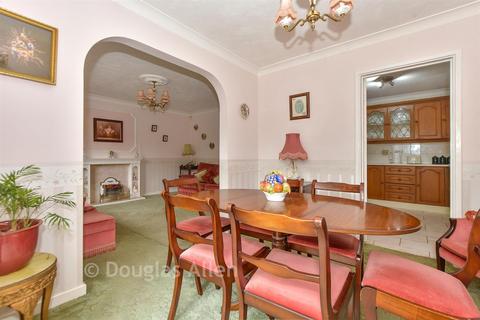 4 bedroom semi-detached house for sale, Church End Lane, Runwell, Wickford, Essex
