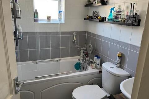 26 Second Street, Low Moor, Bradford, BD12 0JD