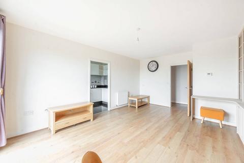 2 bedroom flat for sale, Observer Close, Colindale, London, NW9