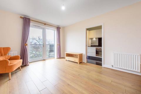 2 bedroom flat for sale, Observer Close, Colindale, London, NW9