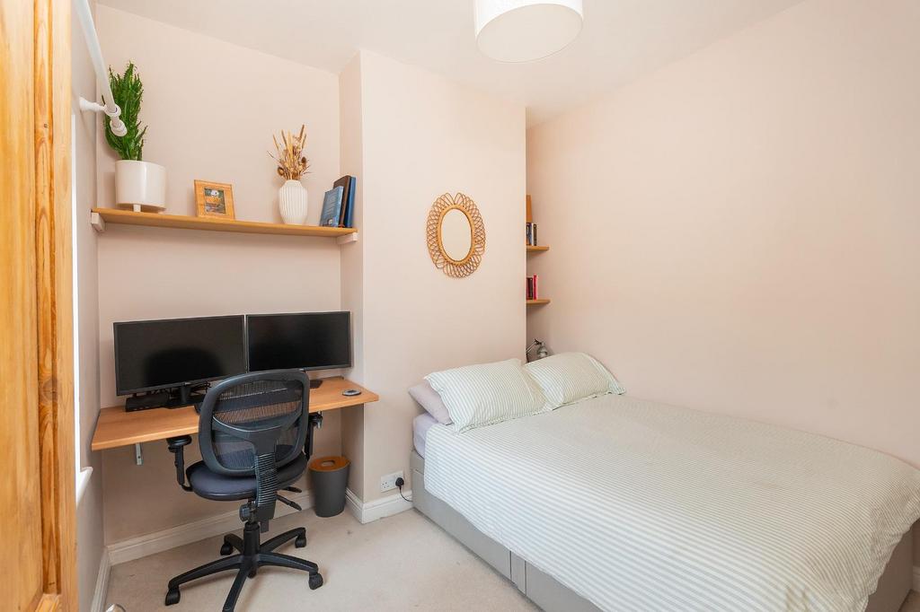 2 H0 RSW - Bedroom G.jpg