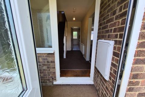29 Benbow Gardens, Calmore, Southampton, SO40 2SX