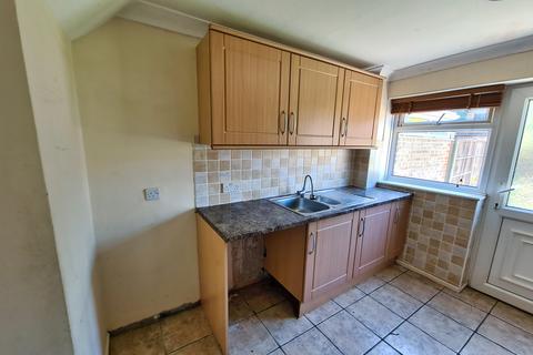 29 Benbow Gardens, Calmore, Southampton, SO40 2SX