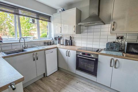 2 bedroom duplex for sale, Linton Court, Rise Park Parade, RM1