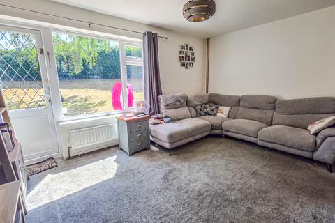 2 bedroom duplex for sale, Linton Court, Rise Park Parade, RM1