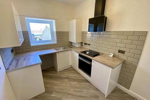 3 bedroom flat to rent, Morris Lane, St Thomas, , Swansea