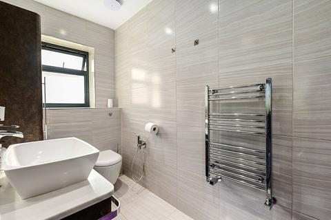 59 Sidney Road, Staines-upon-thames, TW18 4LP