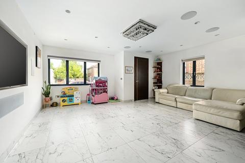 59 Sidney Road, Staines-upon-thames, TW18 4LP
