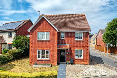 Lynn Close, Thorpe St Andrew, Norfolk, NR7 0WY, Norwich