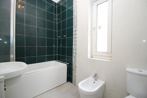 undefined, Gaisby Mount, Shipley, West Yorkshire, BD18