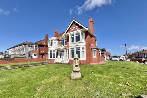5 bedroom detached house for sale, Queens Promenade, Bispham FY2