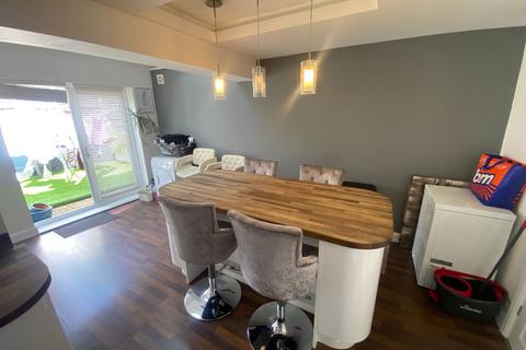 3 bedroom terraced house for sale, 19 Link Road, Springhead, Oldham, OL4 4SF