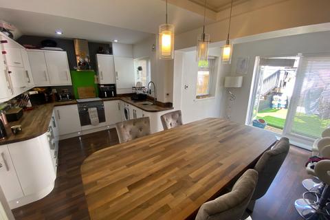 3 bedroom terraced house for sale, 19 Link Road, Springhead, Oldham, OL4 4SF