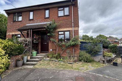 undefined, Linkway, Salisbury