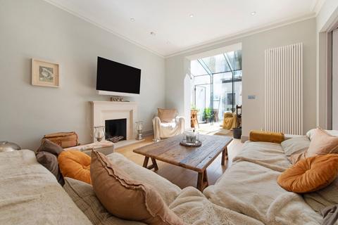3 bedroom flat for sale, Eccleston Square, London SW1V