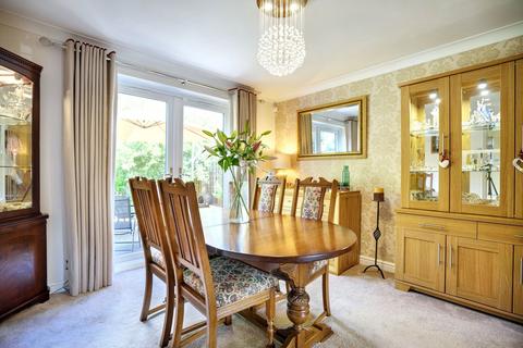 4 bedroom detached house for sale, Macaulay Close, Larkfield, ME20