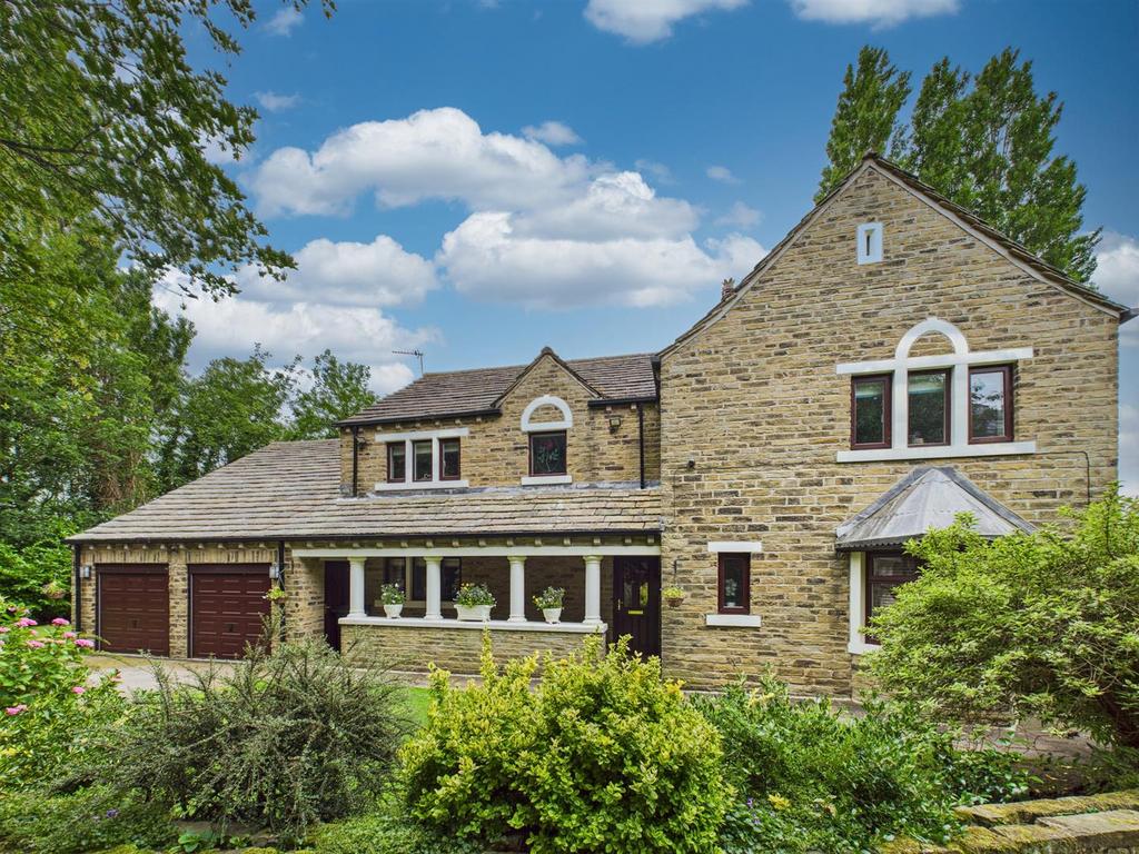 Revisit Photos after roof clean2.jpeg