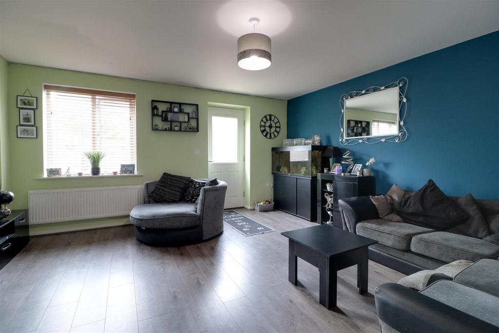 IMG 2010-IMG 2012.jpg