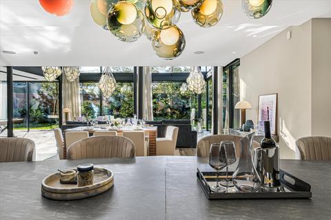 6 bedroom detached house to rent, Fitzroy Park, London, N6