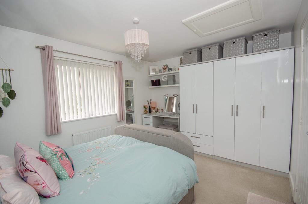 Bedroom one pic 2.jpg