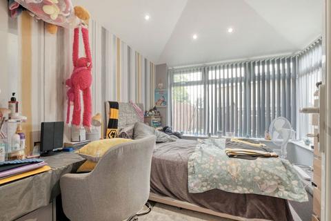 43 Austcliff Close, Redditch, B97 5NZ