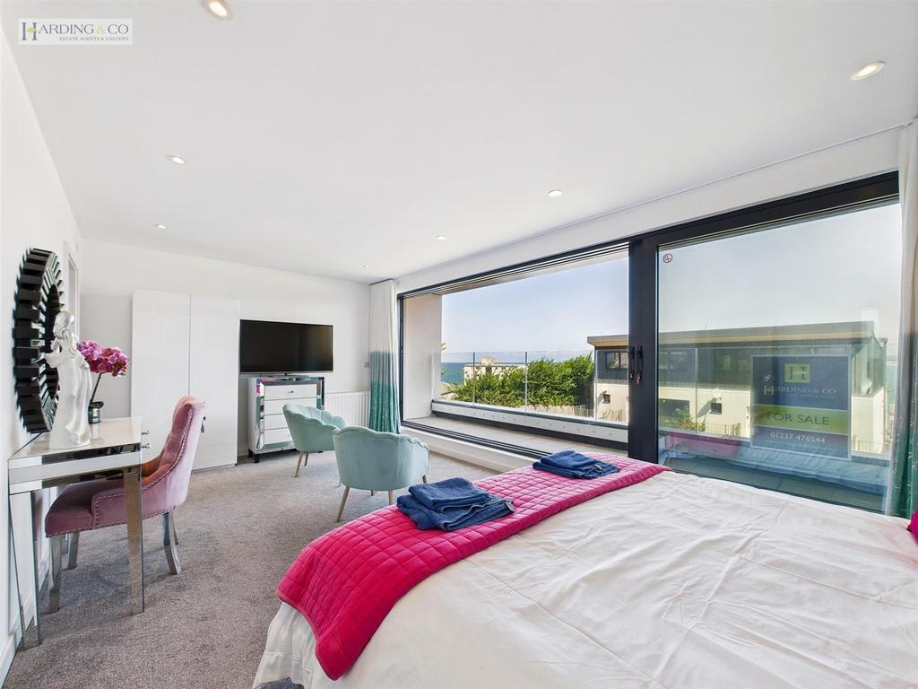 Bed 1