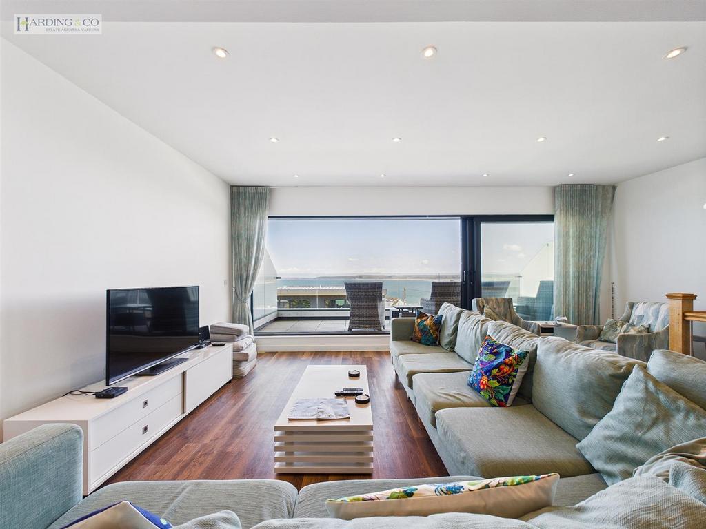 Living rm