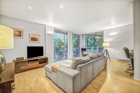2 bedroom apartment for sale, Monza Building, Monza Street, London, E1W