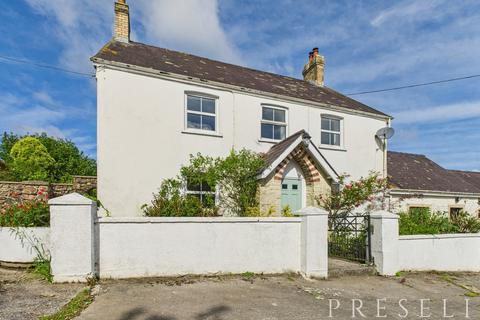 Farm to rent, Carnary Farm, Whitland, Pembrokeshire