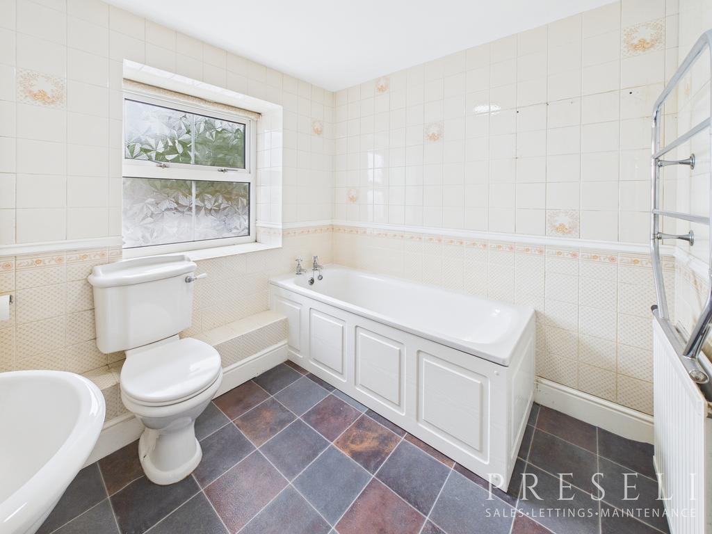 Family bathroom