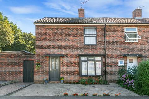 3 bedroom end of terrace house for sale, Weston Close, Coulsdon, CR5 1BX