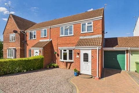 2 Bramhope Close, Worcester, WR4 0BG