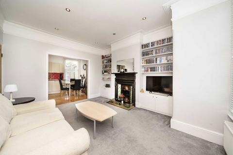 3 bedroom flat for sale, Davis Road, London W3