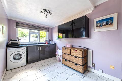 25 Orlick Road, Gravesend, DA12 4UJ