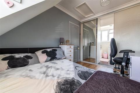 25 Orlick Road, Gravesend, DA12 4UJ